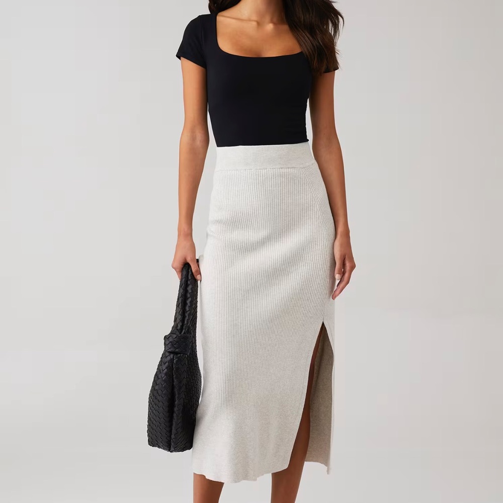 NWT Splendid Oatmeal RIB Skirt